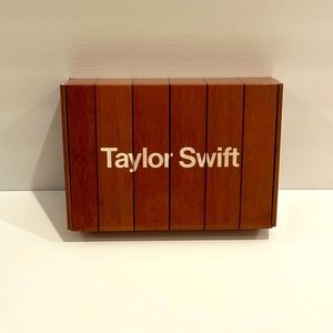 Taylor Swift Midnights Wall Clock CD *NEW “Meet me at Midnight”
